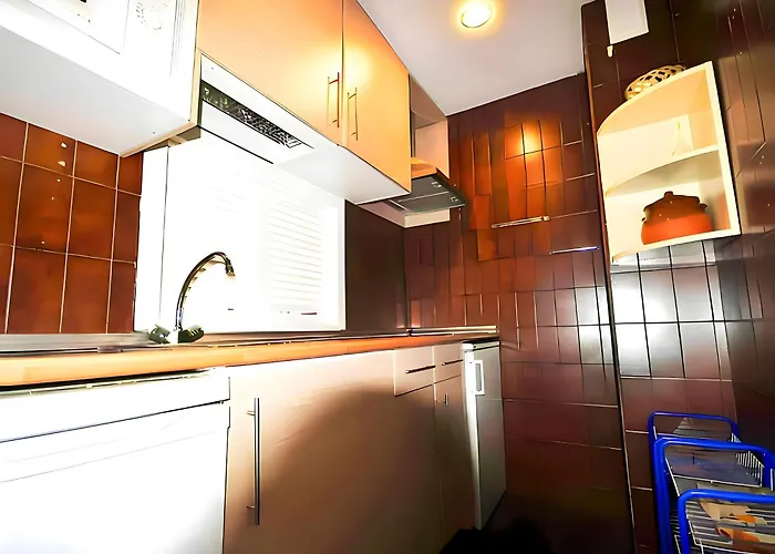 Hotel En Edificio Europa Solo Familia *