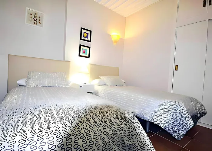 En Edificio Europa Solo Familia * Sierra Nevada