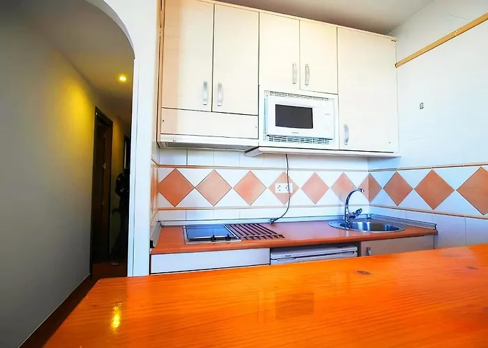 En Edificio Europa Solo Familia *