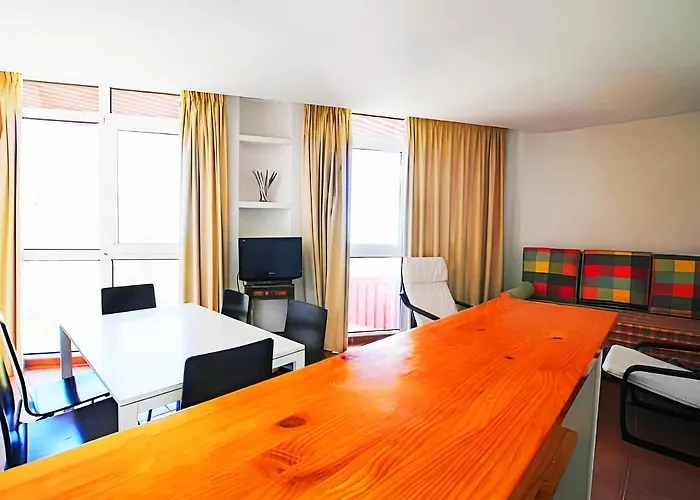 En Edificio Europa Solo Familia *