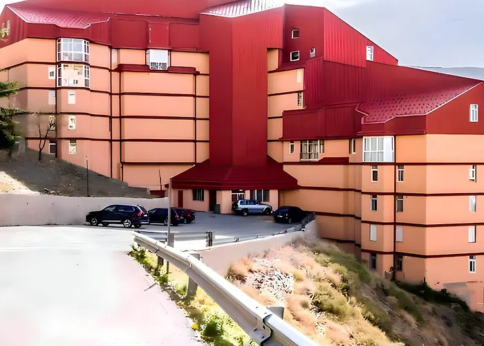 En Edificio Europa Solo Familia Сьєрра-Невада